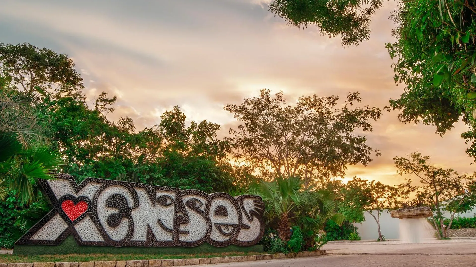 ***** Feriested Hotel Xcaret Mexico All Parks All Fun Inclusive (Adults Only) Playa del Carmen Mexico